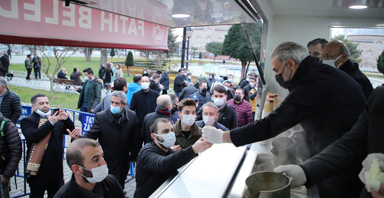 Yeşilay Vesilesi ile Ayasofya'ya Davet
