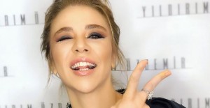Yeşim Ceren Bozoğlu’dan Elvis Paylaşımı