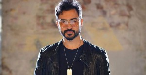Yusuf Güney Özel İzinle Kedileri Besledi