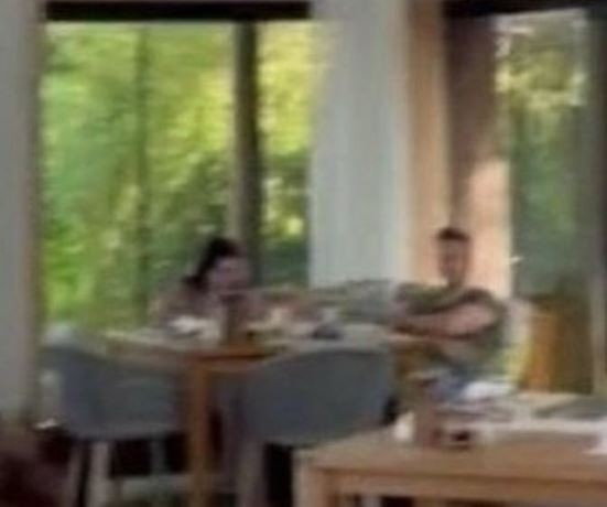 HANDE ERÇEL VE KEREM BÜRSİN