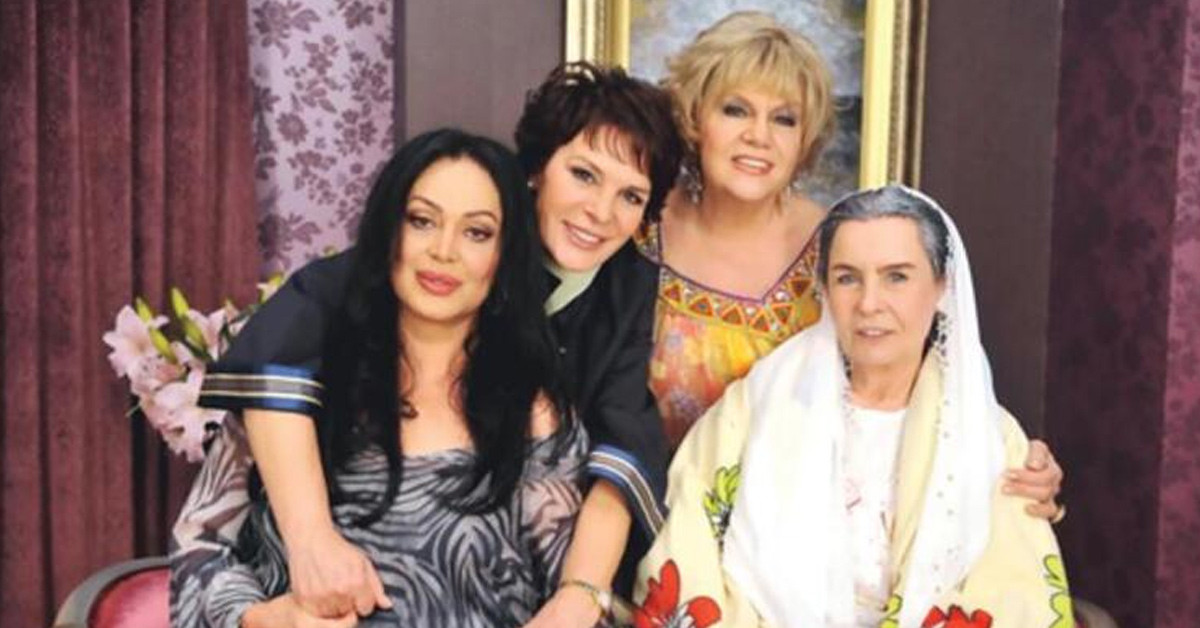 Hülya Koçyiğit'in hikayesi