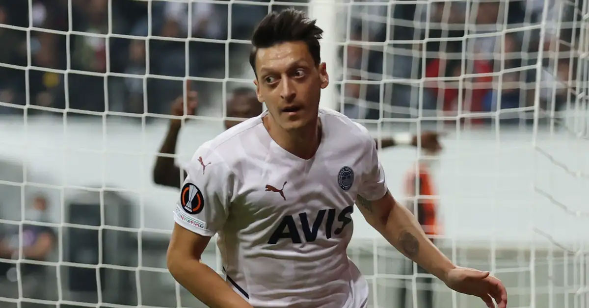 Kanaryada mutlu olduğunu belirtmişti