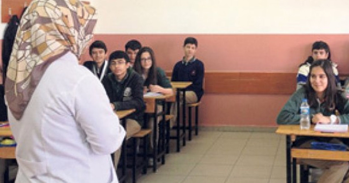 Öğretmen geri dönemedi