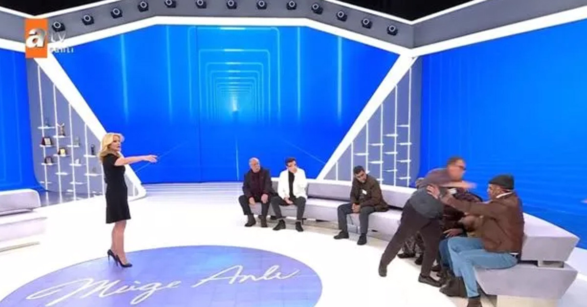 ÖFKELİ AMCADAN YUMRUK