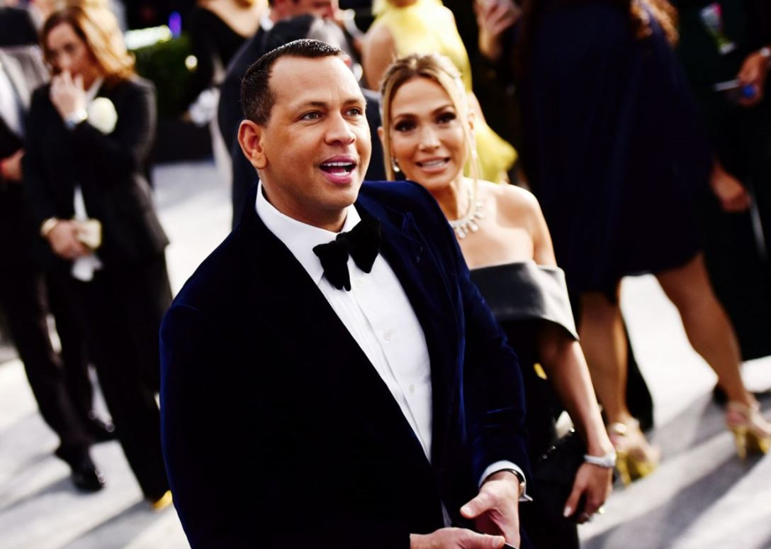 BİRBİRLERİNİN ÇOCUKLARINA ANNE- BABA OLDULAR