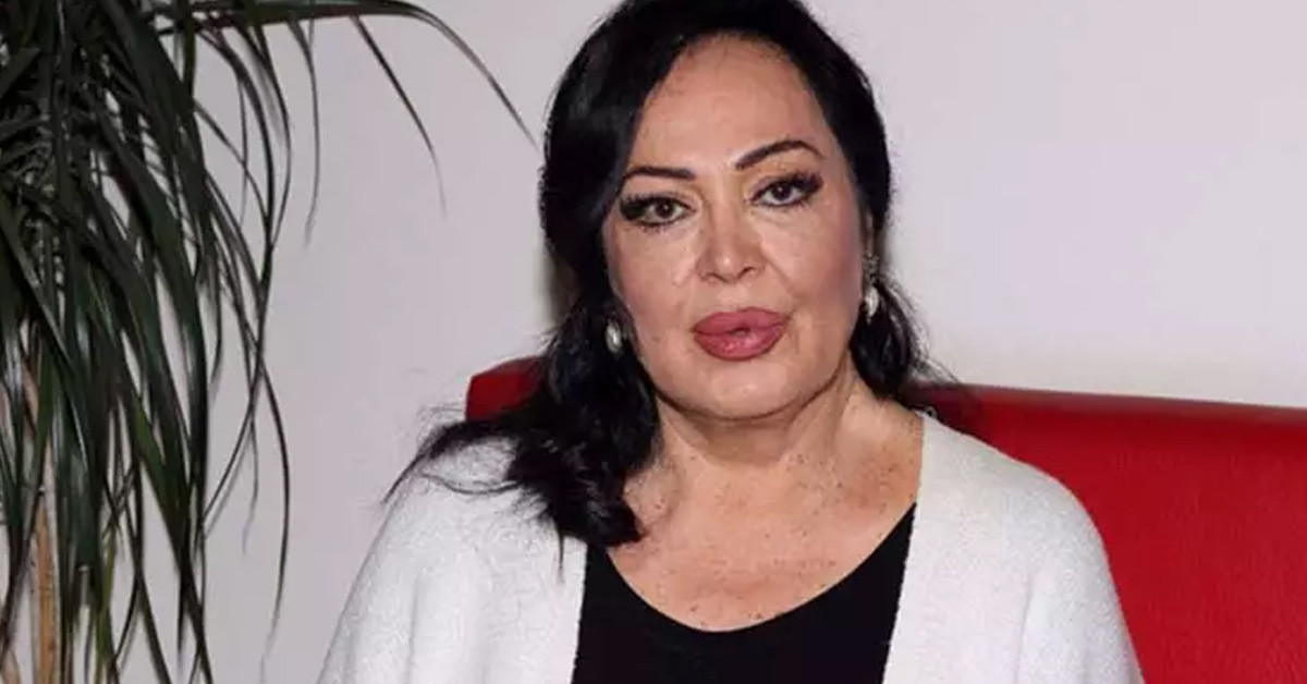 Diş doktoru çıkışında görüntülendi