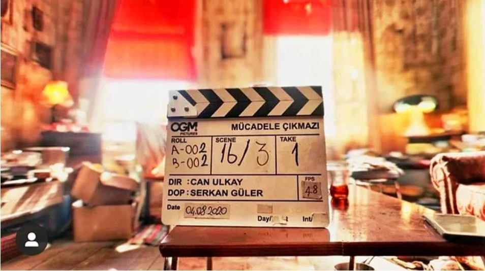 KAĞITTAN HAYATLAR'IN KONUSU NE?