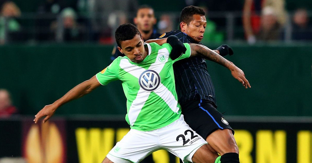 Hangi Mevkilerde Oynuyor?