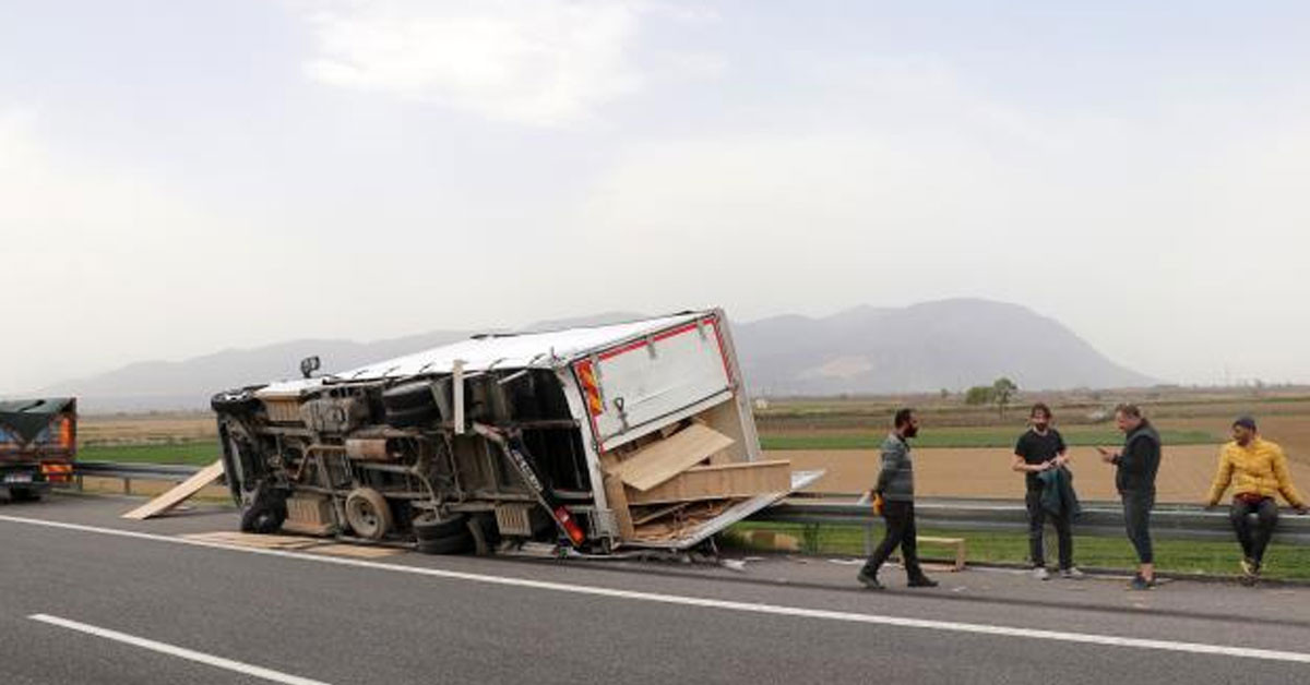 Gözlerini açtı fakat...