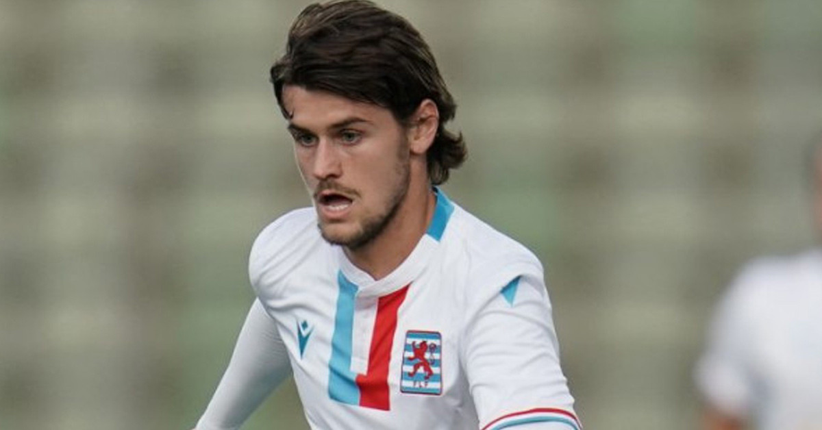 Hangi takımlarda oynadı?