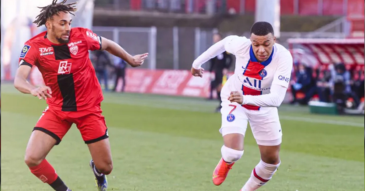 KARİYERİNDE KAÇ GOLÜ VAR