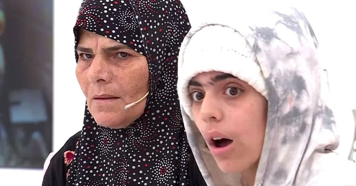 Ahmet bebeği dilenmek için kullanıyor 