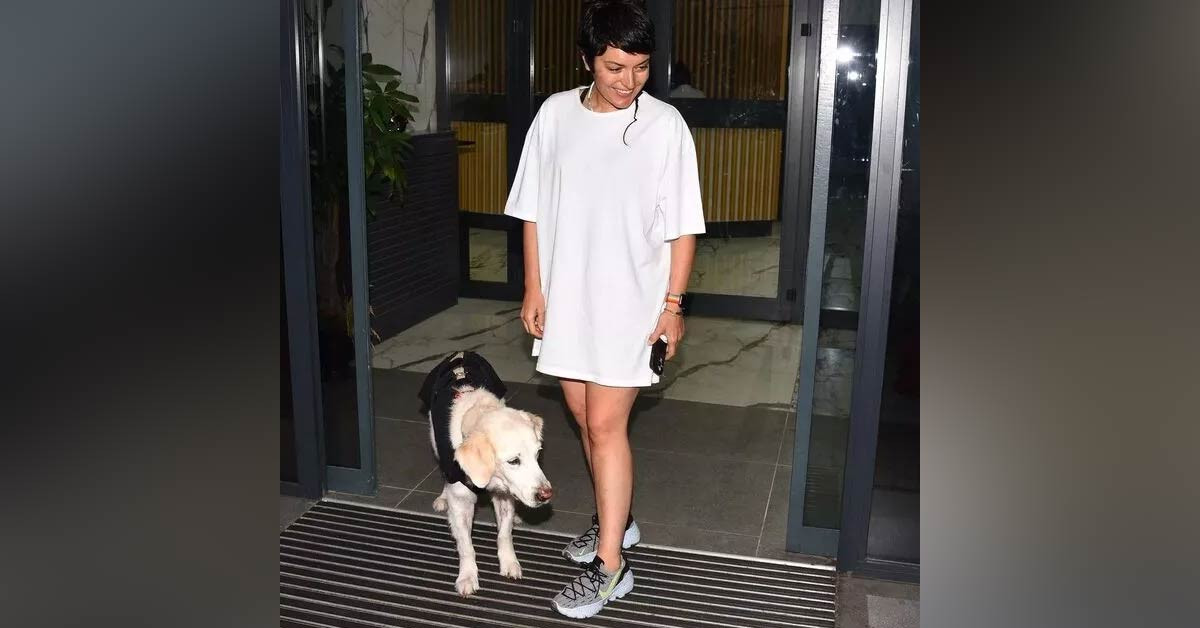 Ezgi Mola'dan acı haber