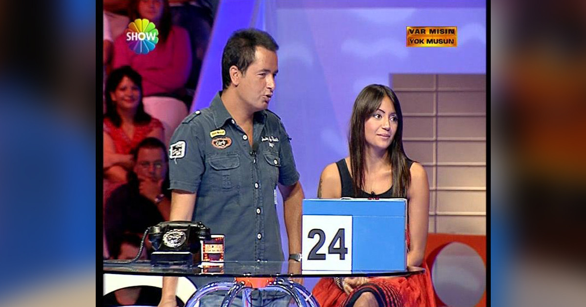 Çoğu programda yer almış