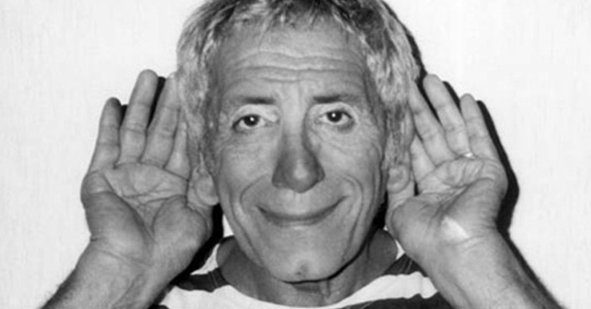 NEJAT UYGUR TİYATROSU