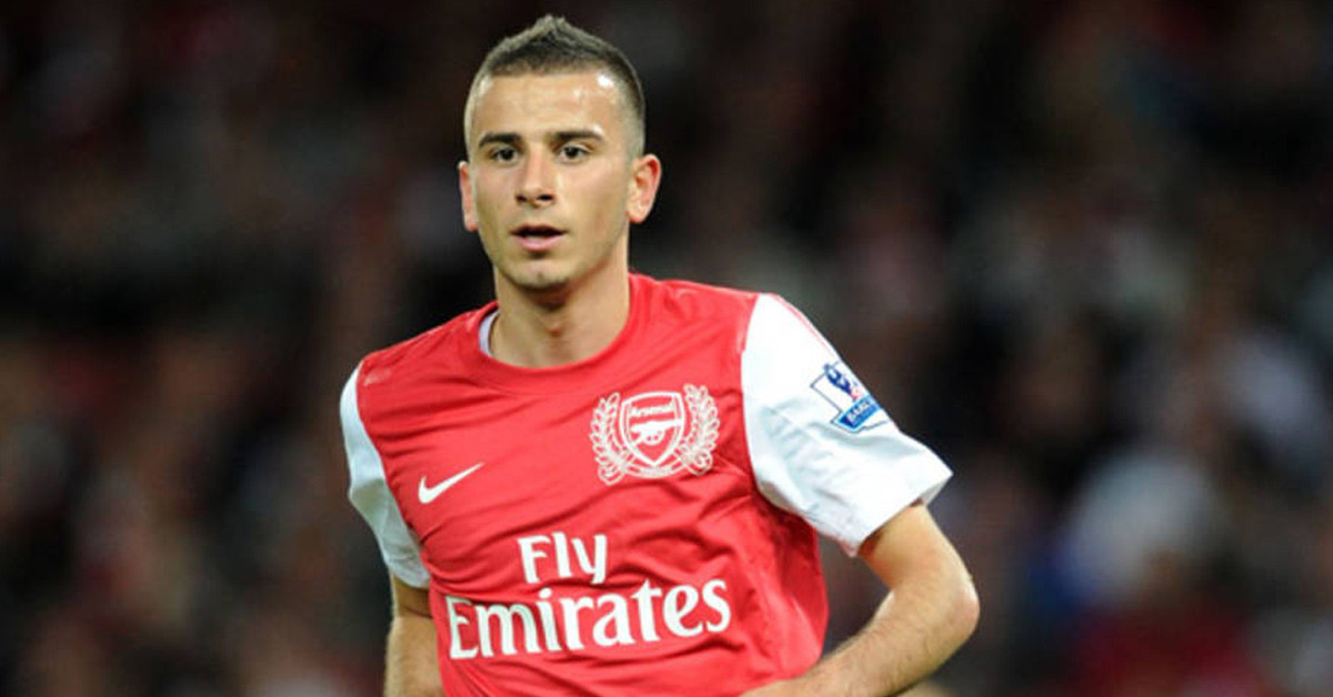 HANGİ TAKIMLARDA OYNADI?