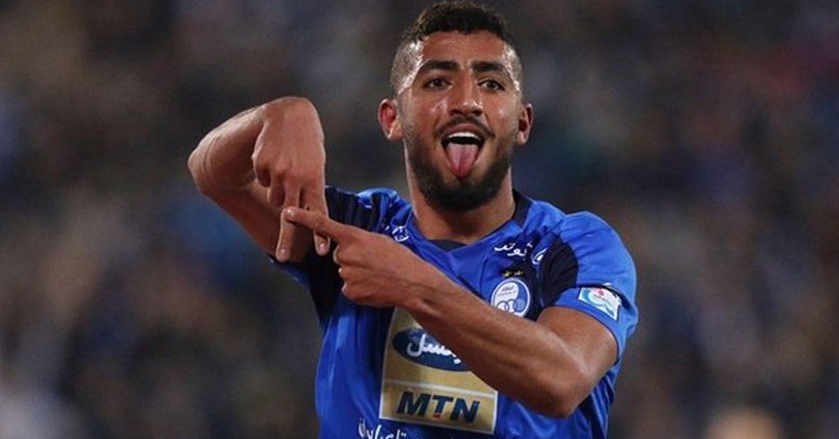 HANGİ TAKIMLARDA OYNADI?