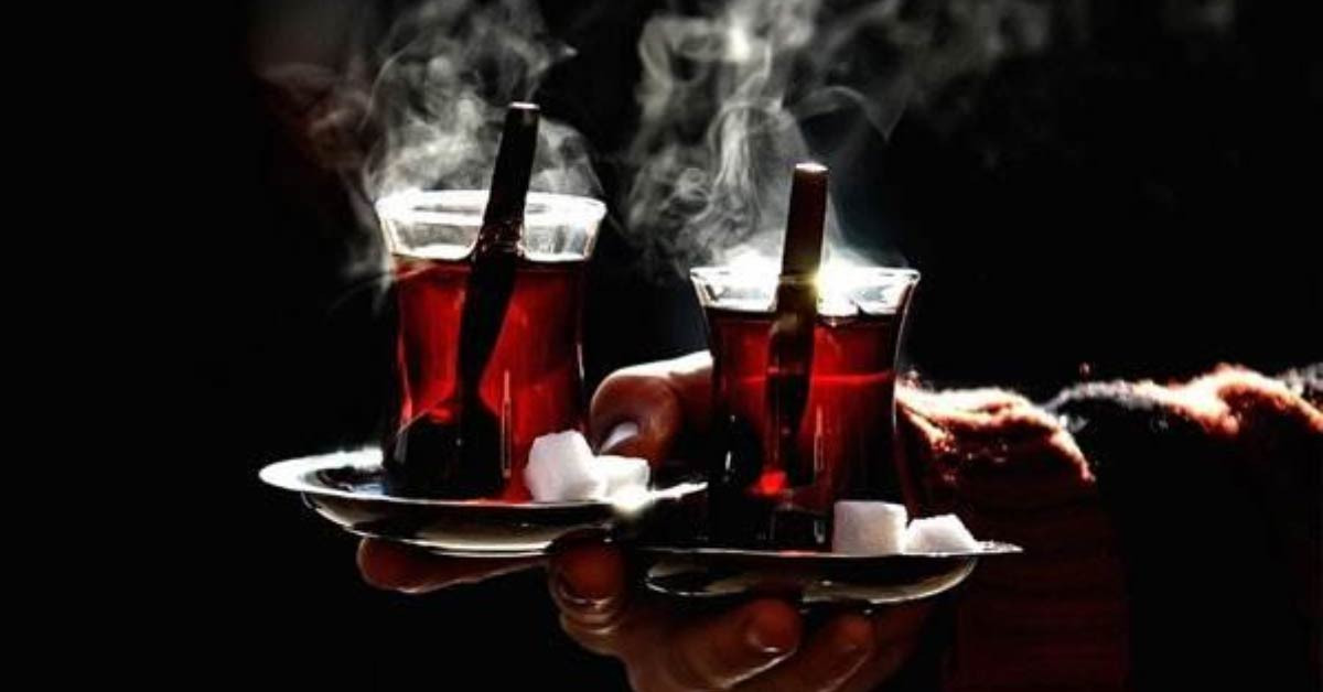 Seksin ortasında mola veriyor