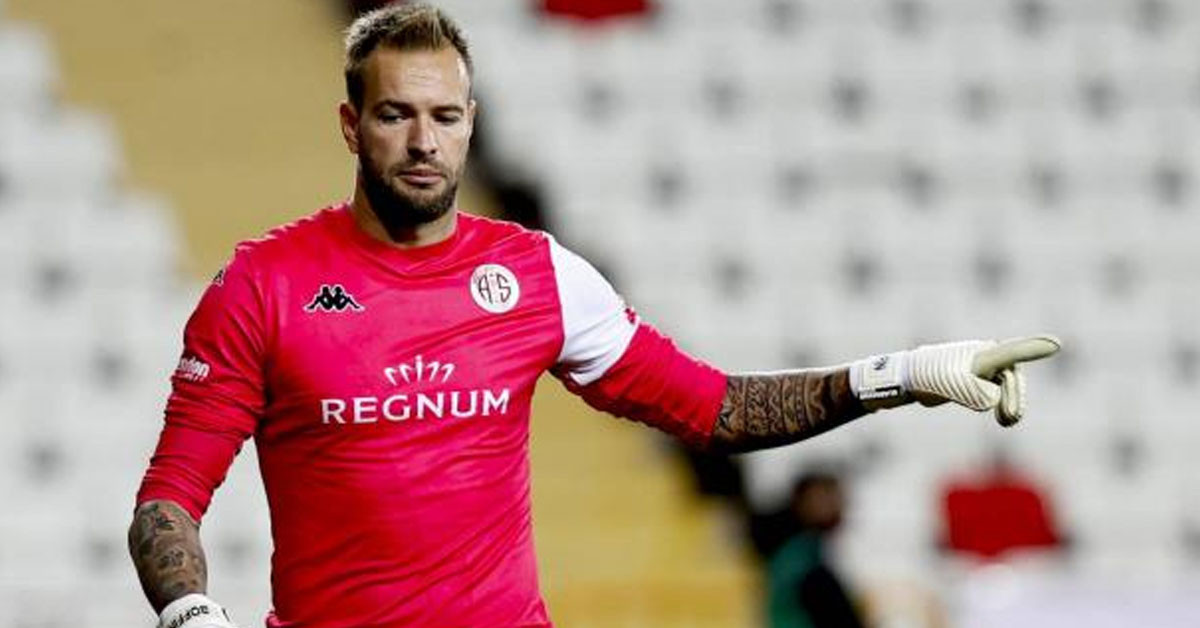 Takımdan ayrılacak