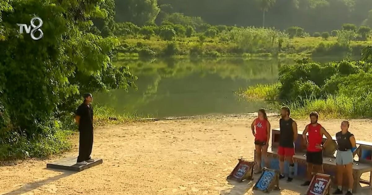 Dominik'te son sms oylaması