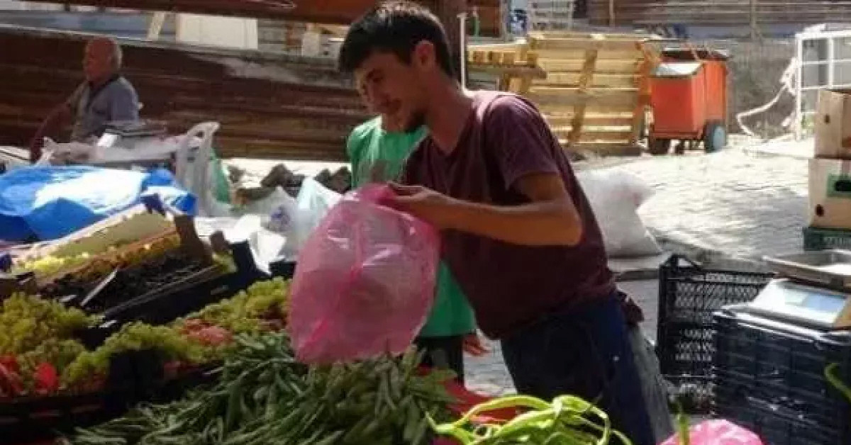 Geri dönüp iade etti