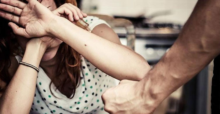 ‘Eşimi Aramakla Tehdit Ediyordu’