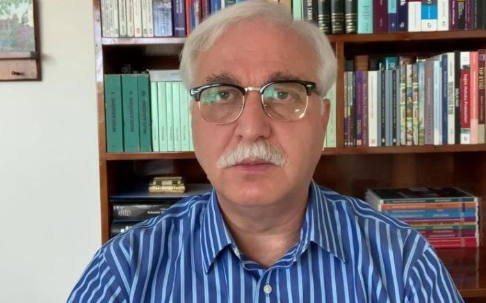 ‘VAKA SAYILARIMIZ YÜKSEK VE BULAŞMA DEVAM EDİYOR'