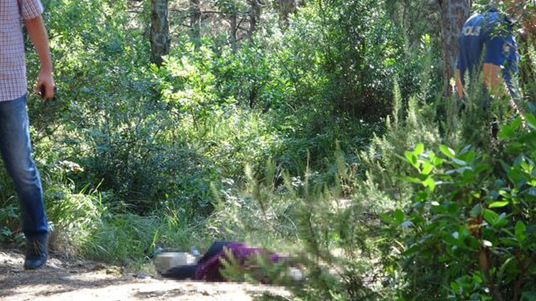 ‘’Allah Yolunda Kurban Edeceğim’’ Dediği Oğlunun Boynunu Kesti