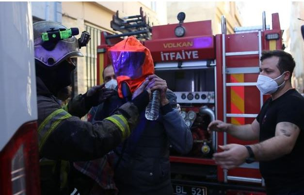 Mahsur Kalanları Sepetle Kurtardılar!