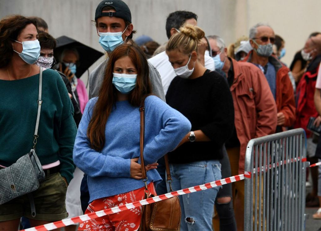 ASTRAZENECA AŞISI YENİDEN BAŞLIYOR