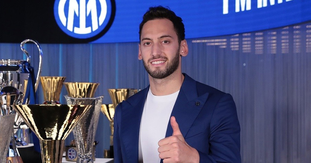 2. Hakan Çalhanoğlu - 40.30 Milyon Euro