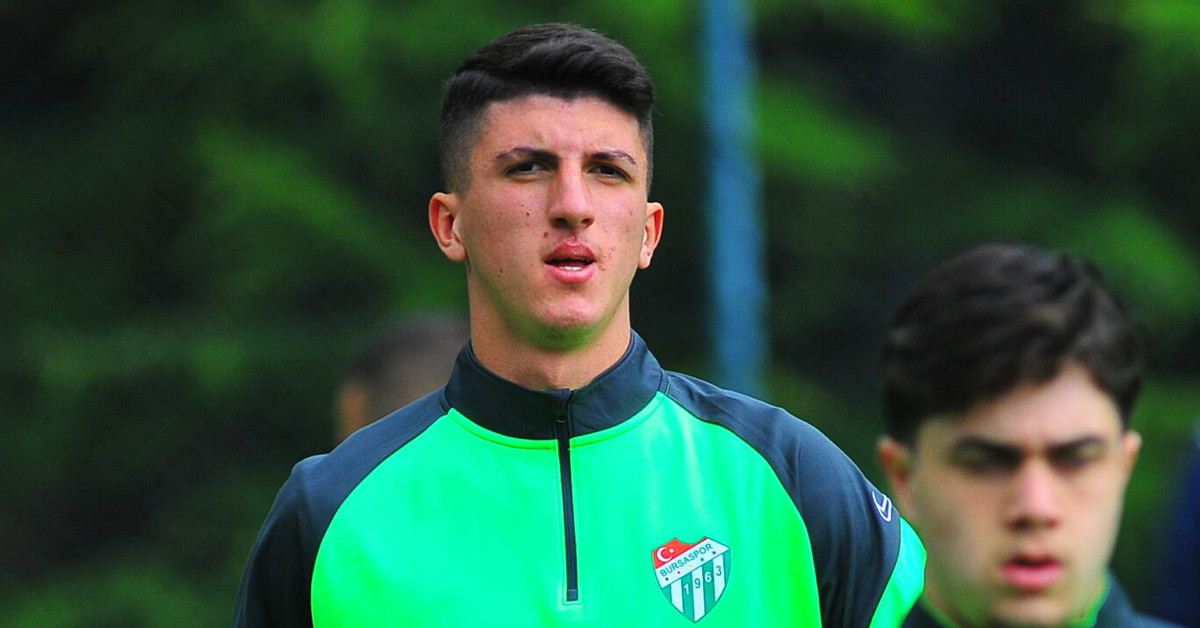 DİKKATLERİ ÜZERİNE ÇEKTİ!