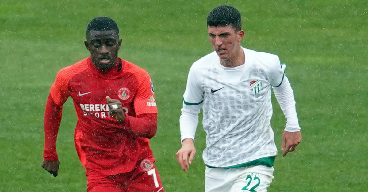 TRABZONSPOR'A TRANSFER OLDU!