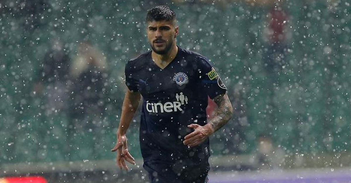 Futbolcuya karşılık bir ismi yollayacaklar