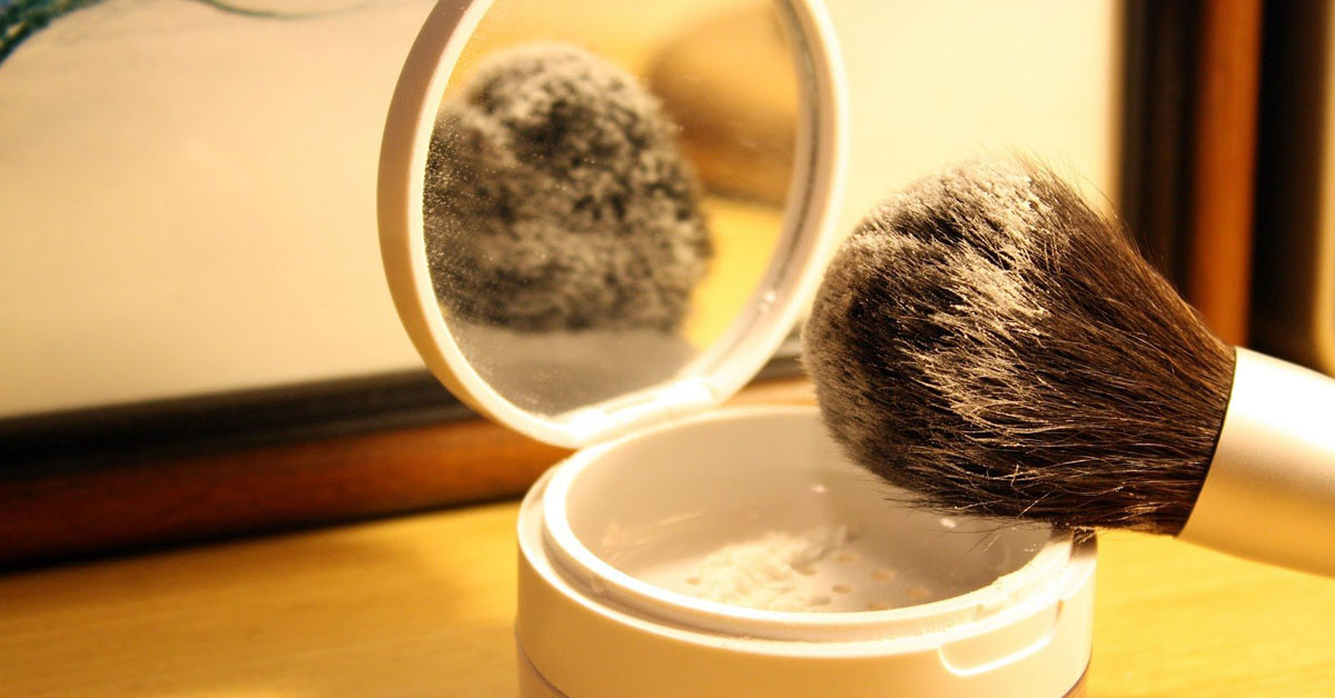 Sönmüş Görünen Saçlar İçin Anında Hacim Veren Pudra...