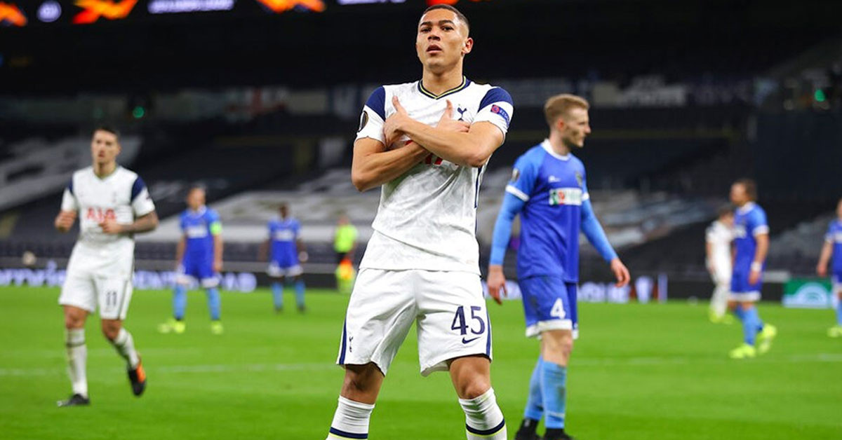 Golleriyle adından söz ettirdi