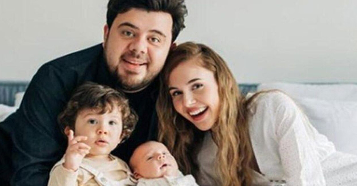 Berfu Yenenler üzücü haberi duyurdu