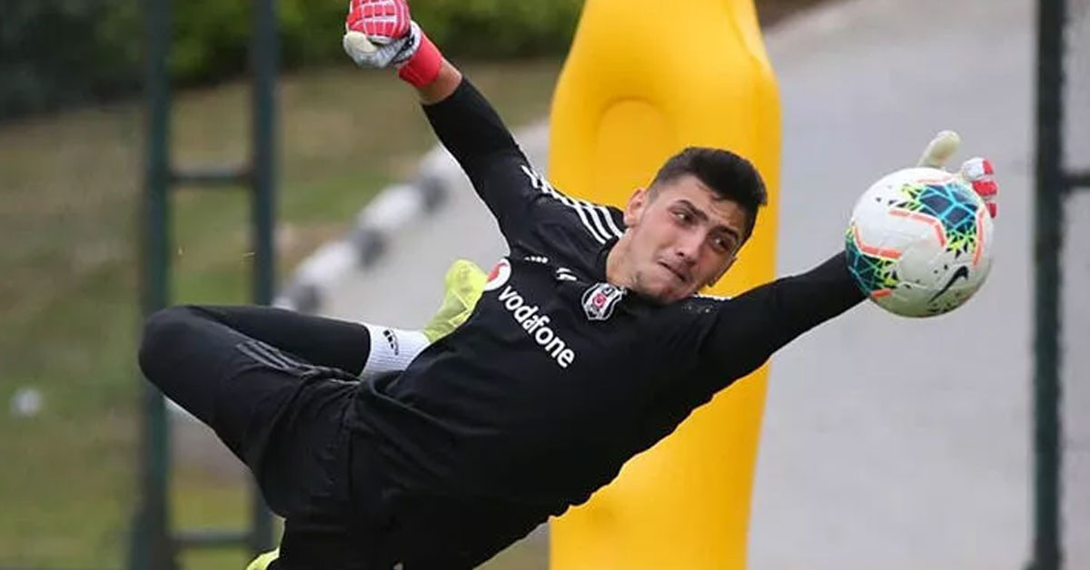 File bekçisine umutla bakıyorlar