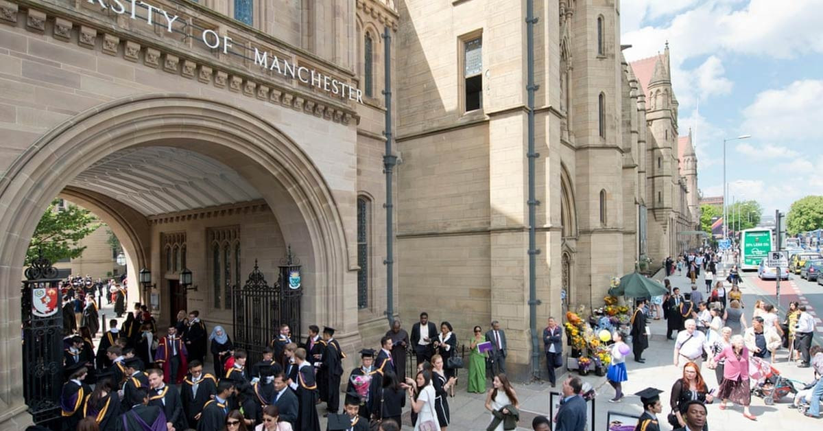 Yurtları ziyaret etmesi yasaklandı