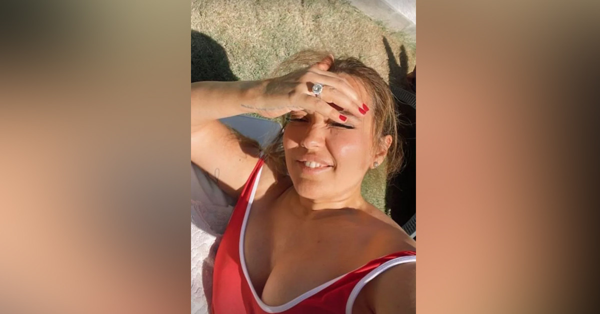 O detay tektaş yüzüğüydü 