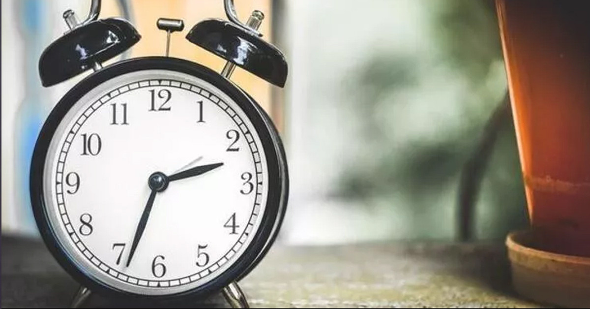 İlk kol saati ne zaman yapıldı?