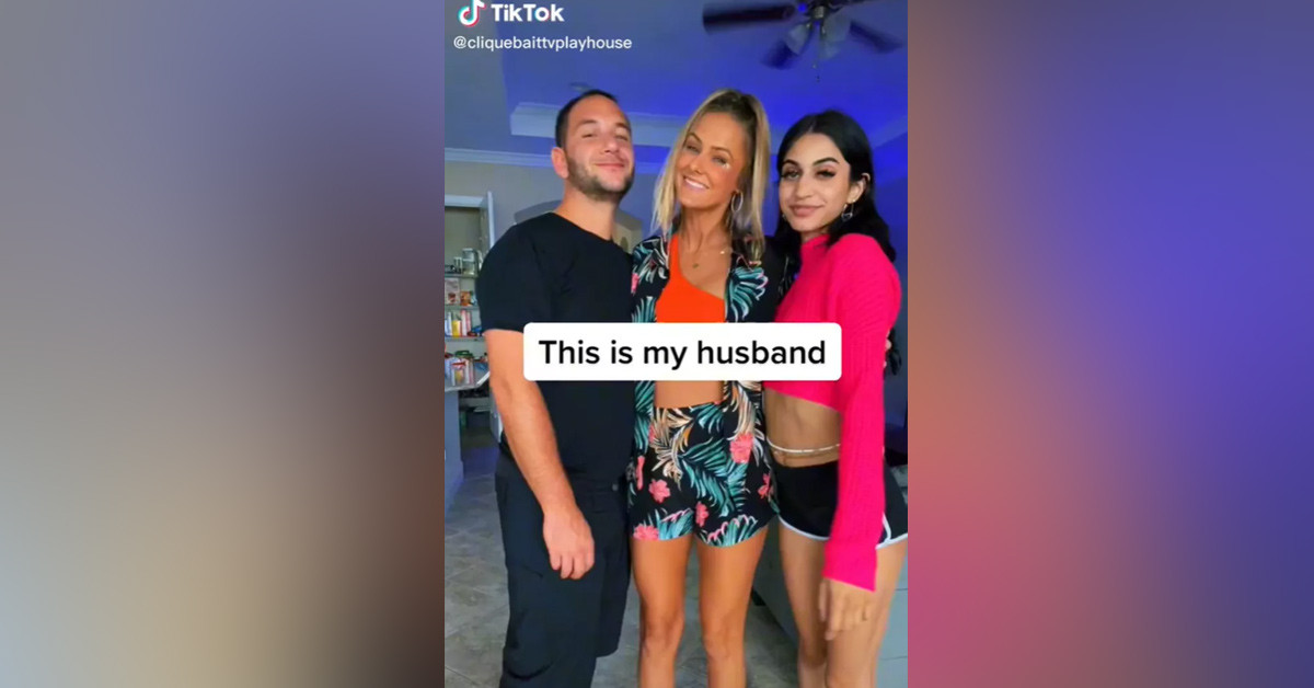 Yatak hayatını paylaşıyor