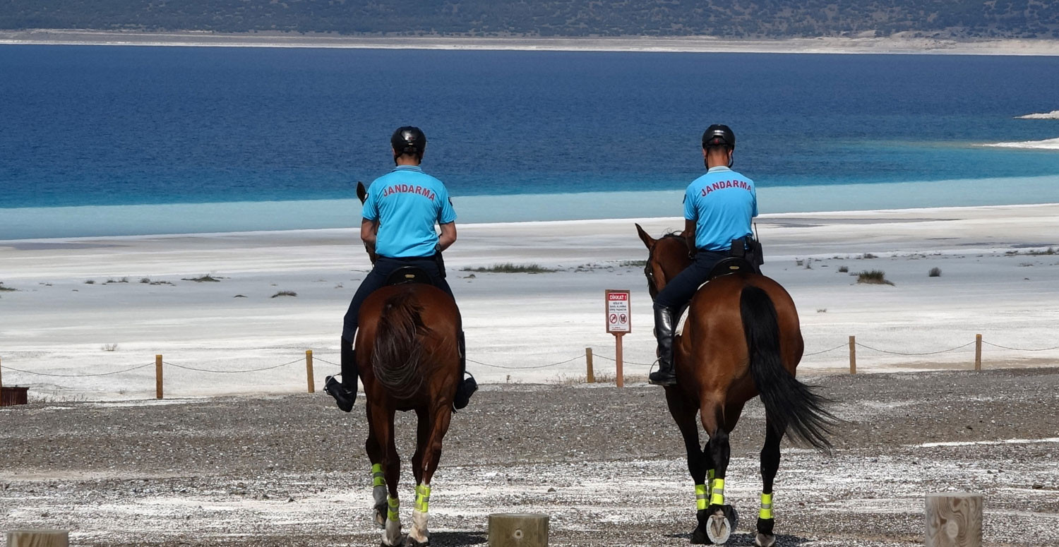 2 AY BOYUNCA GÜVENLİK ATLI TİMLERDE