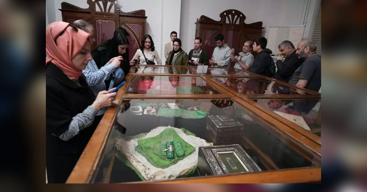 1924 yılında İstanbul Üniversitesi’ne muhafaza edilmek üzere emanet edildi!