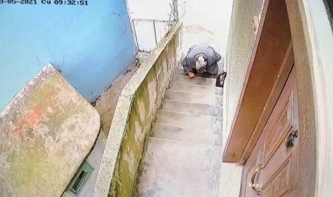 BELEDİYE UMUMİ TUVALET KOYSUN!