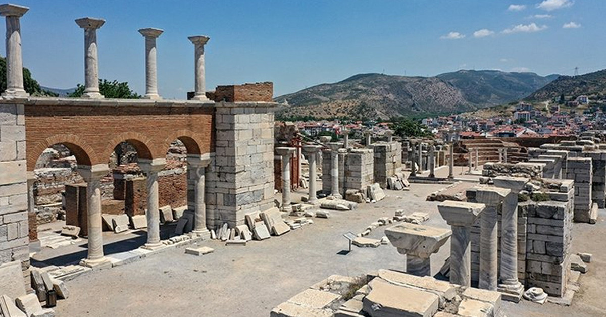 1922 yılında başladılar