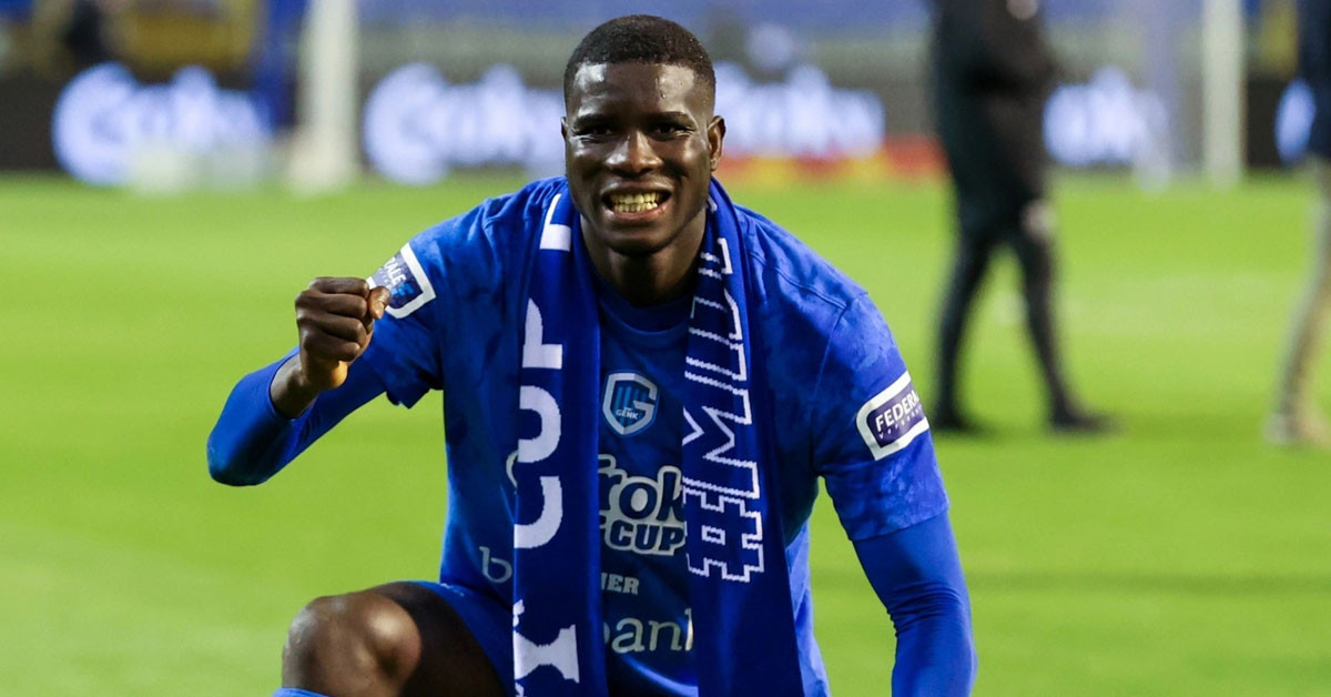 Hücumda dikkatleri üzerine çekti