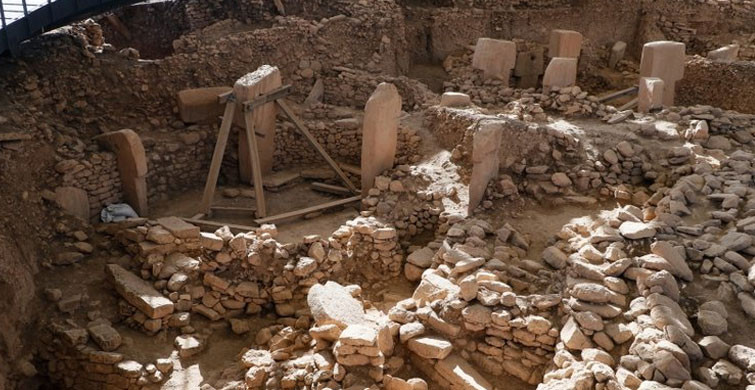 BOĞA KABARTMA RESMİNİ BULUNCA YILLARDIR ARADIĞI KEŞFE ULAŞTI