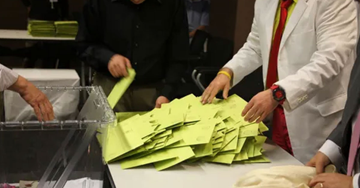 CHP sandık oyunlarına bugün itibariyle başladı.