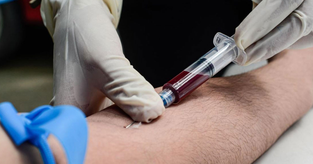 KAN ALDIRMAK ORUCU BOZAR MI?